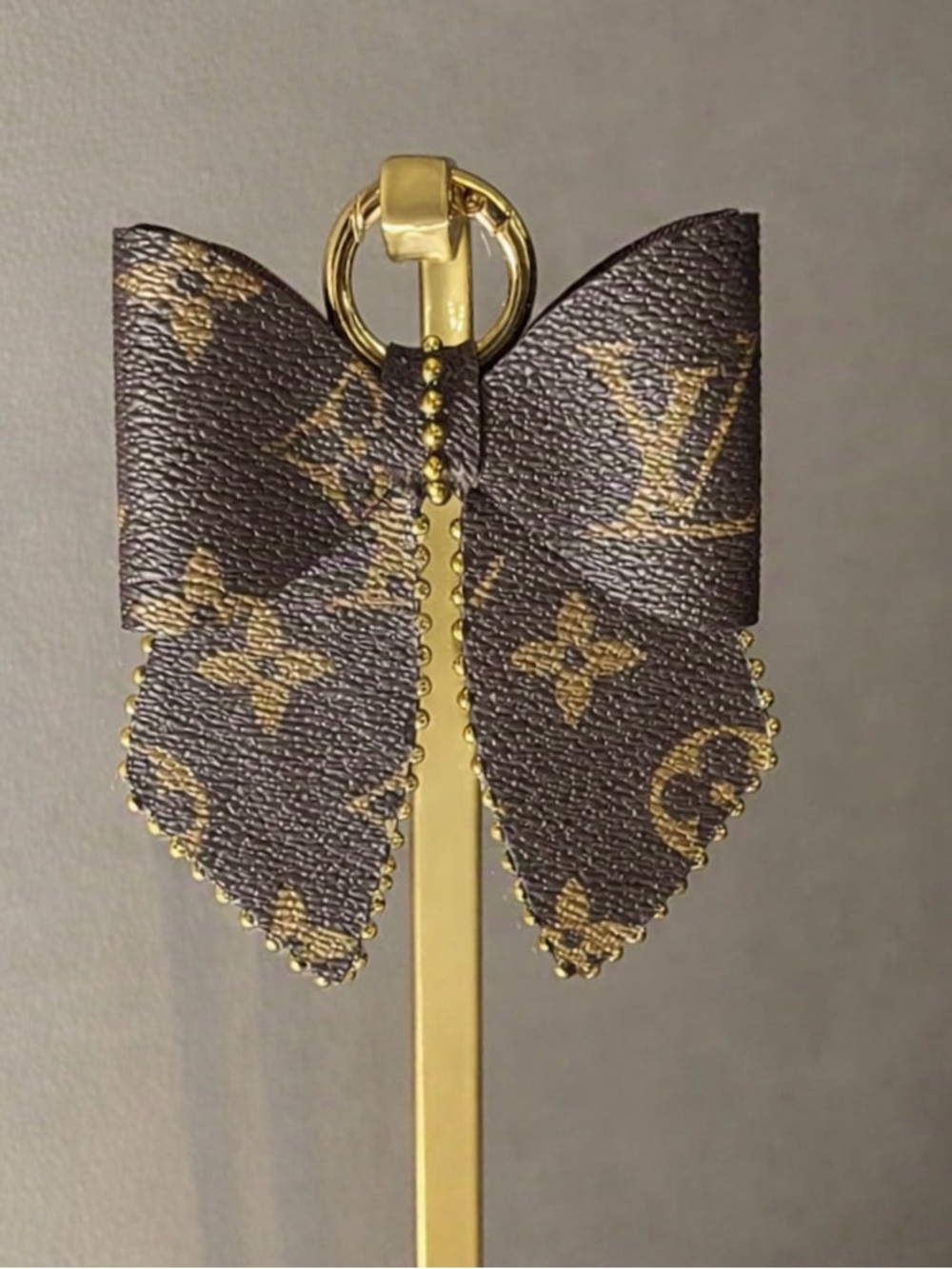 Large studded keychain bow for purse handbags backpacks